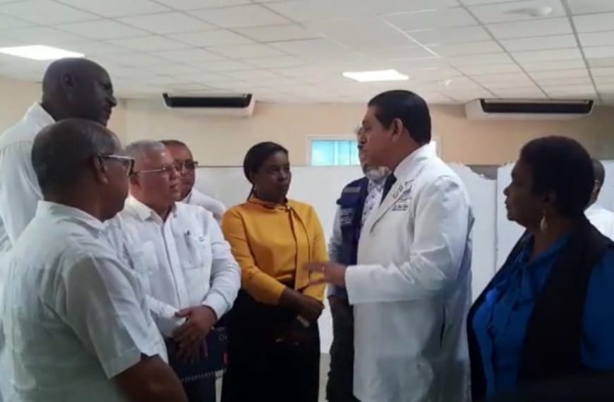 El Ministro de Salud P&uacute;blica Dr. Daniel Enrique de Jes&uacute;s Rivera Reyes, visit&oacute; el Hospital Provincial Rosa Duarte, en comendador.