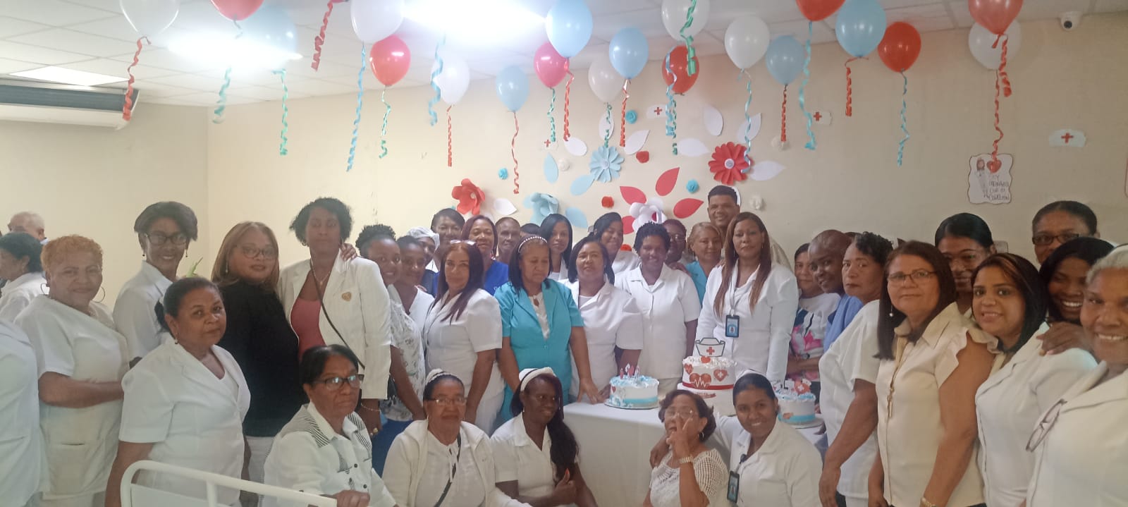 Read more about the article Hospital Provincial Rosa Duarte celebra el dia internacional de las enfermeras.